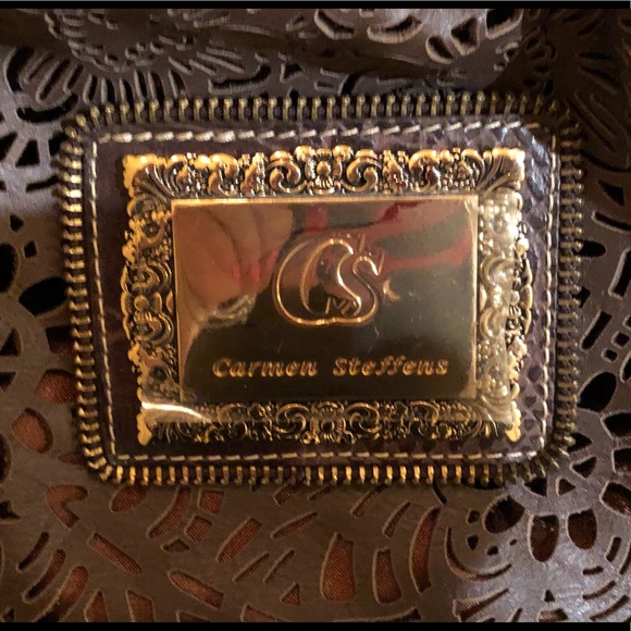 SUPREME SOPHISTICATION - Picture 4 of 7